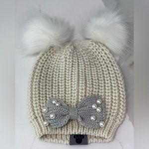 Disney Parks Cream with Pearls Minnie Mouse Beanie
